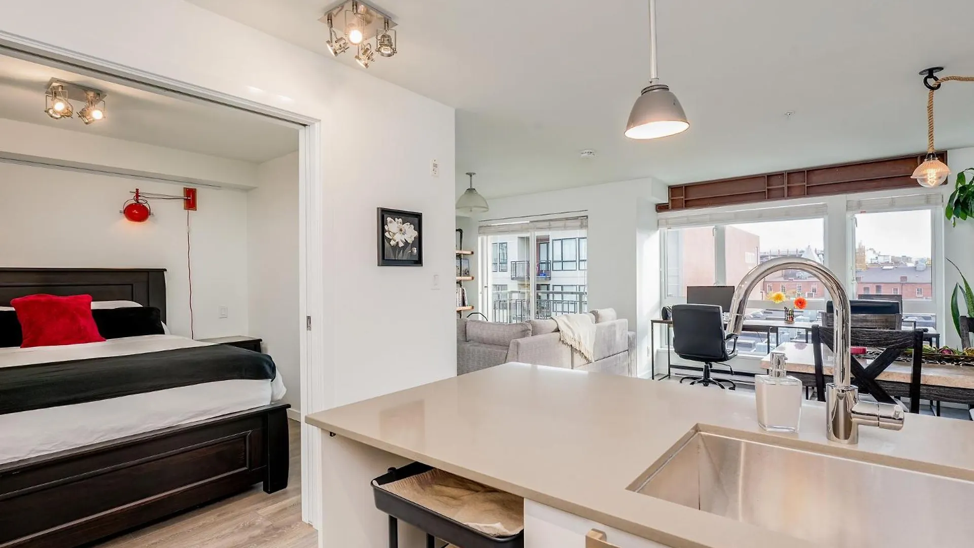 Union 409 - Min 30 Day Stay-Sunny South-Facing Suite With Work Desk In Historic Chinatown By Victoria Prime! דירה